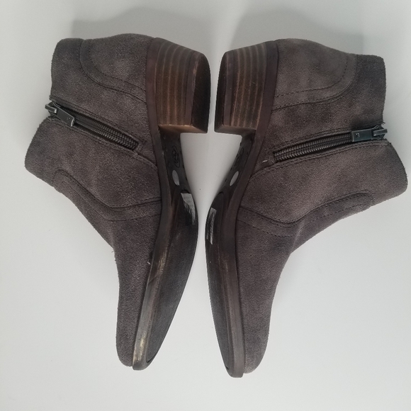 LUCKY BRAND NWOT Breck Gray Suede Bootie - Picture 6 of 8